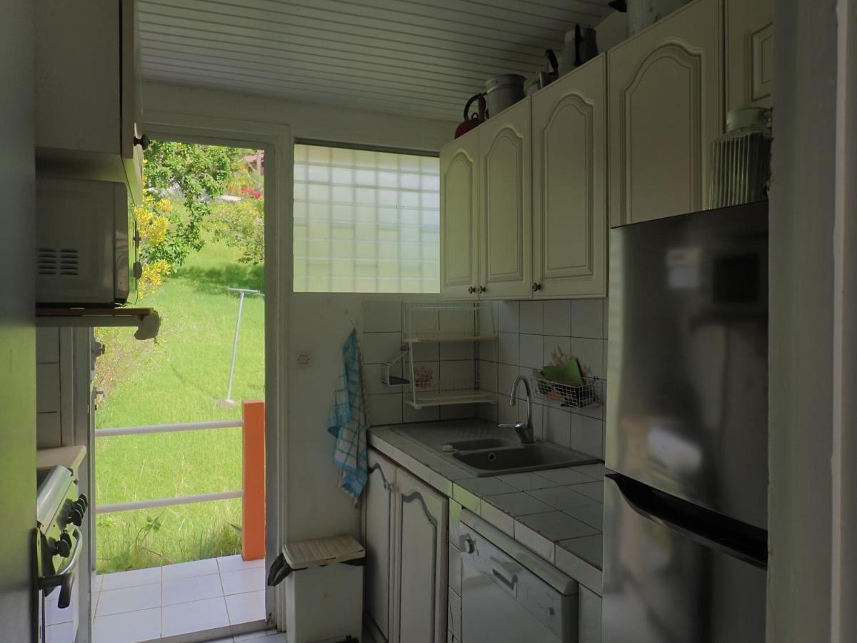 Ferienwohnung Les Orchidees Sainte-Anne Exterior foto