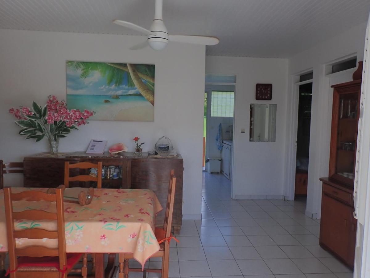 Ferienwohnung Les Orchidees Sainte-Anne Exterior foto